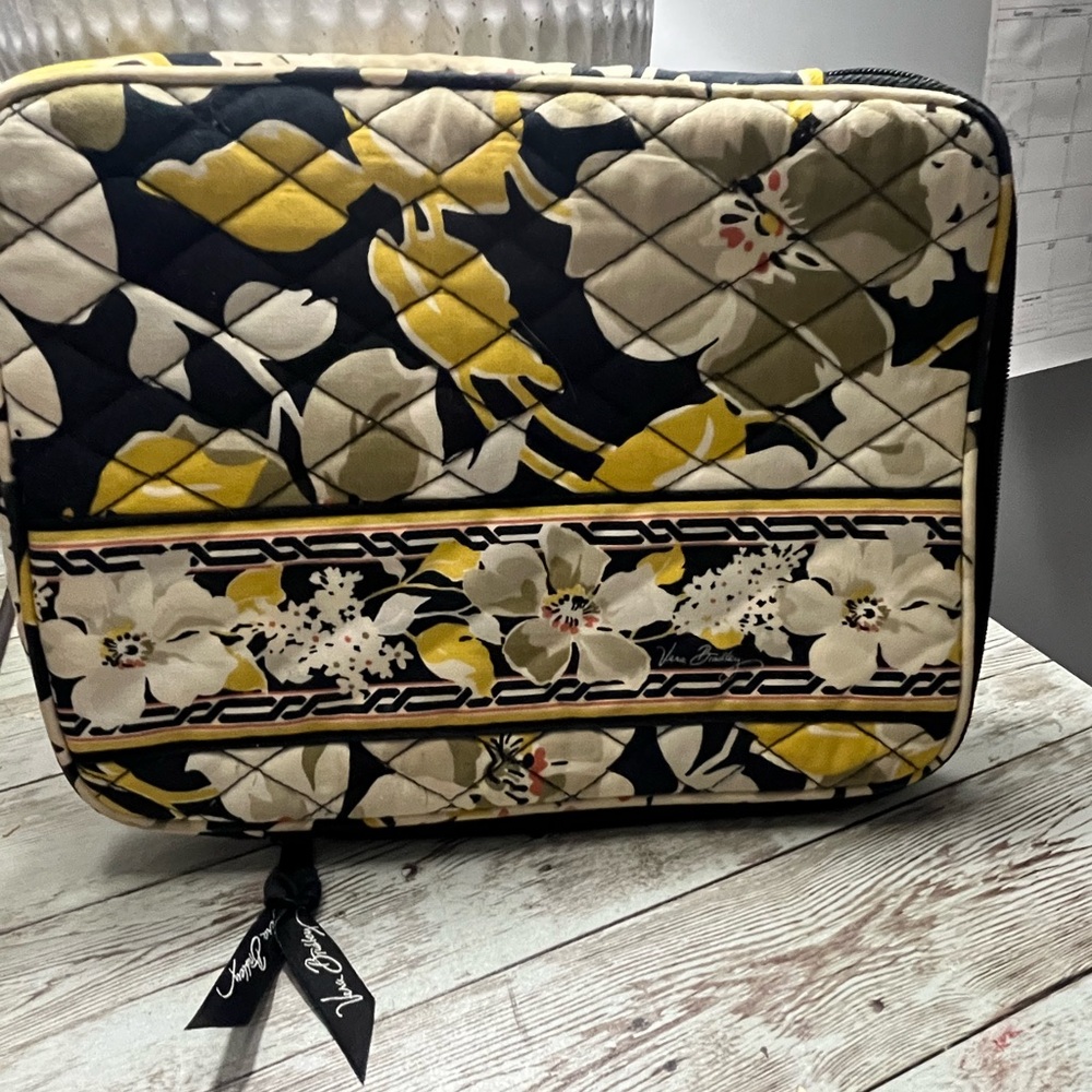 Vera Bradley IPad or Bible holder